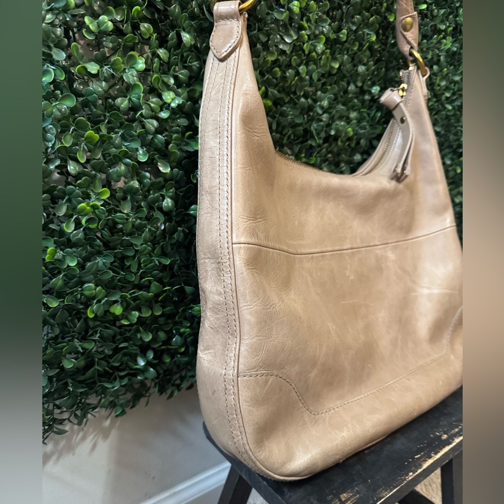 Frye Tan Leather Hobo Shoulder Bag - Picture 9 of 16